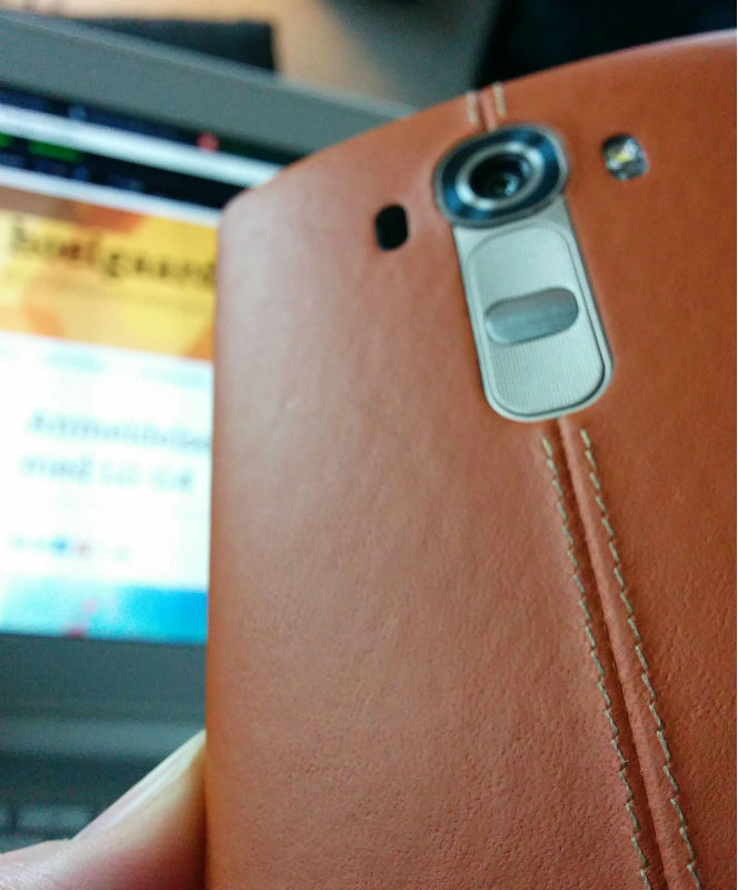 LGG4_Brown_leather_1